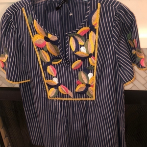 Madewell short sleeve shirt in‎ size M heavy embroidery around the neck line